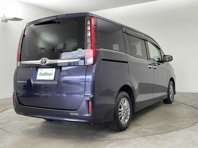 トヨタ エスクァイア Gi 兵庫県 2014(平26)年 4.8万km ダークバイオレットマイカメタリック ・純正ナビ/CD/DVD/BT/TV/・バックカメラ/・ビルトインETC/・ドライブレコーダー/・両側パワースライドドア/・クルーズコントロール/・合皮シート/・前席シートヒーター/・純正15インチアルミホイール/・リアロールサンシェード/・LEDライト/・フォグランプ/・ステアリングスイッチ/・防眩ミラー/・電動格納ミラー/・スマートキー/・スペアキー