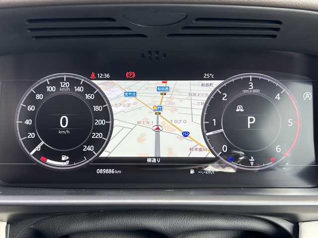 ランドローバー ランドローバー ディスカバリー HSE 静岡県 2018(平30)年 9万km 黒 純正ナビ/・Apple Car Play/・Android Auto/・Bluetooth/・USB/・HDMI/・フルセグTV/・CD/DVD/主要装備/・バックカメラ/・ドライブレコーダー/・白革/・前席パワーシート/・MERIDIANサウンド/・ダウンヒルアシスト/・走行モード切替/・パワーバックドア/・衝突回避/・レーンディパーチャーワーニング/・追従クルコン/・1列目+２列目左右独立温度調整オートエアコン