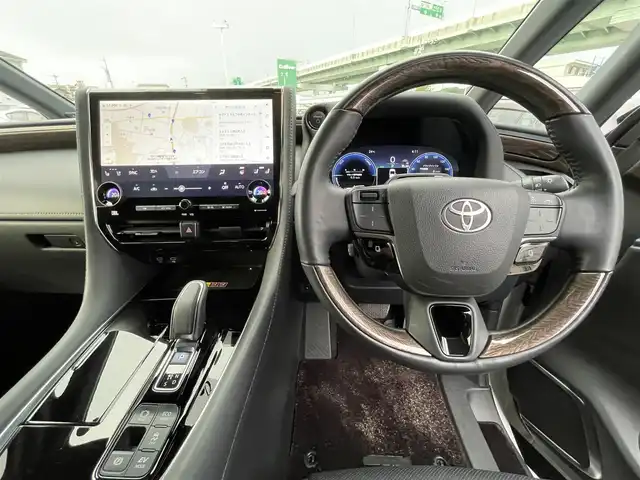 トヨタ アルファードハイブリット エグゼクティブ ラウンジ 愛知県 2023(令5)年 4.4万km プラチナホワイトパールマイカ モデリスタエアロ（F・S・R）/デジタルインナーミラー/ユニバーサルステップ/左右独立ムーンルーフ/純正ディスプレイオーディオナビ/（CD/DVD/FM/AM/BT/HDMI/AC100V）/フルセグTV（キャンセラー付き）/JBLサウンドシステム/リアエンターテイメントシステム/パノラミックビューモニター/ビルトイン2.0ETC/純正19インチAW/トヨタチームメイト/トヨタセーフティセンス/ブラインドスポットモニター/ヘッドアップディスプレイ/レーダークルーズコントロール/前後ドライブレコーダー/両側パワースライドドア/パワーバックドア/置くだけ充電/プロテクションフィルム/レインクリアリングブルーミラー/レザーシート/前席＋2列目パワーシート/前席＋2列目シートヒーター/エアシート/ハンドルヒーター/純正フロアマット/純正ドアバイザー/LEDヘッドライト/シーケンシャルウィンカー