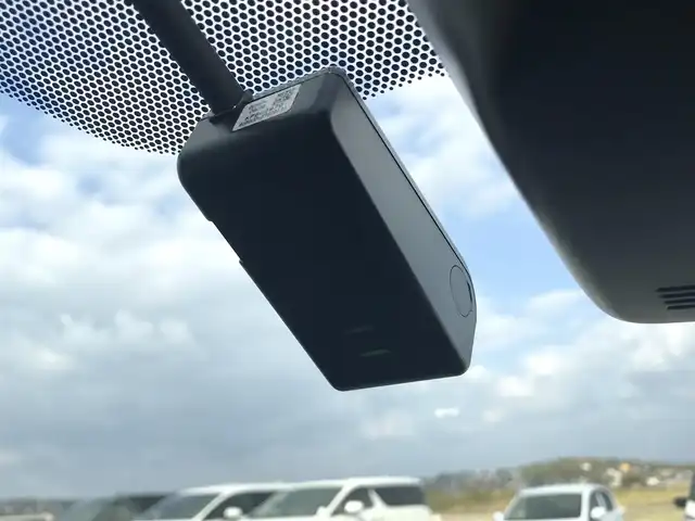 トヨタ アクア クロスオーバー 鳥取県 2017(平29)年 3.6万km ベージュ 純正ナビ/ワンセグ/CD/BT/バックカメラ・ETC/トヨタセーフティセンス/レーンキープアシスト/前後クリアランスソナー/ハーフレザーシート/ドライブレコーダー/キセノンヘットライト/オートハイビーム/純正16インチアルミホイール/プッシュエンジンスタート/オートハイビーム/ルーフレール/アイドリングストップ/スペアキー/フロアマット/ドアバイザー