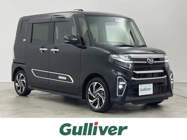 ダイハツ タント カスタム RS スタイルセレクション 埼玉県 2022(令4)年 1.6万km ブラックマイカメタリック ターボ車/社外ナビ/（フルセグ/CD/DVD/SD/Bluetooth/MSV）/両側パワースライド/パノラマモニター/純正ビルトインETC/レーダークルーズ/レーンキープアシスト/衝突軽減ブレーキ/クリアランスソナー/ハーフレザーシート/前席シートヒーター/LEDヘッドライト/オートライト/LEDフォグライト/ブレーキホールド/アイドリングストップ/スマートキー/プッシュエンジンスタート/ステアリングスイッチ/本革巻きステアリング/純正フロアマット/サイドバイザー/ウインカードアミラー/電動格納ドアミラー