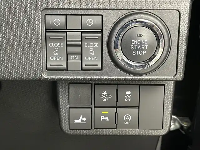 ダイハツ タント カスタム RS スタイルセレクション 埼玉県 2022(令4)年 1.6万km ブラックマイカメタリック ターボ車/社外ナビ/（フルセグ/CD/DVD/SD/Bluetooth/MSV）/両側パワースライド/パノラマモニター/純正ビルトインETC/レーダークルーズ/レーンキープアシスト/衝突軽減ブレーキ/クリアランスソナー/ハーフレザーシート/前席シートヒーター/LEDヘッドライト/オートライト/LEDフォグライト/ブレーキホールド/アイドリングストップ/スマートキー/プッシュエンジンスタート/ステアリングスイッチ/本革巻きステアリング/純正フロアマット/サイドバイザー/ウインカードアミラー/電動格納ドアミラー