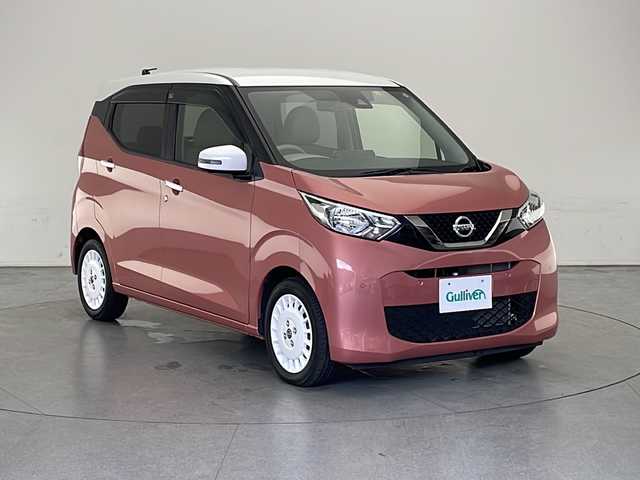 日産 デイズ ボレロ 長野県 2020(令2)年 3万km ピンクⅡ 純正SDナビ&フルセグTV&CD&DVD&USB&BT/車線逸脱警報/衝突軽減ブレーキ/コーナーセンサー/アイドリングストップ/前方ドライブレコーダー/ハーフレザーシート/ベンチシート/ステアリングスイッチ/全方位カメラ/ハロゲンライト/オートライト/オートマチックハイビーム/電動格納ミラー/ウィンカーミラー/純正14インチAW装着/純正フロアマット/プッシュスタート/スマートキー