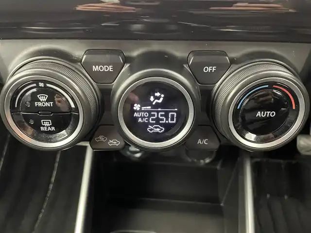 スズキ スイフト RSt 富山県 2017(平29)年 6.2万km ピュアホワイトP 純正ナビ/CD/DVD/BT/SD/USB/AUX/フルセグTV/ETC/レーダークルーズコントロール/衝突軽減ブレーキ/レーンキープアシスト/横滑り防止装置/D席シートヒーター/スマートキー/スペアキー有/オートLEDライト/純正16インチアルミホイール/純正フロアマット