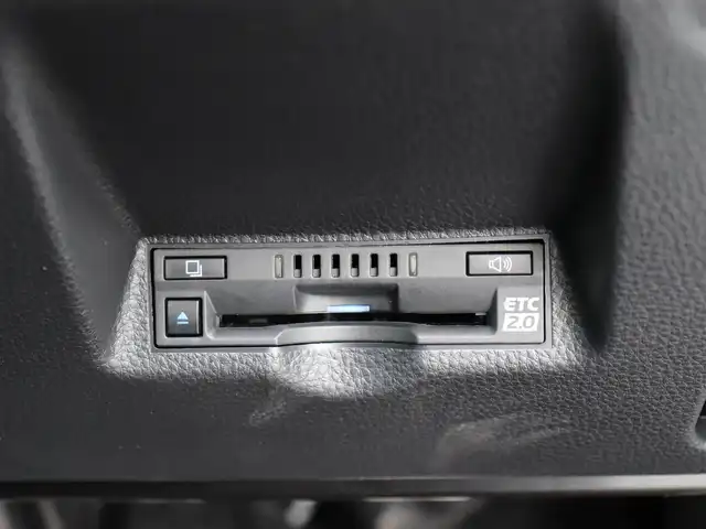 トヨタ ＧＲヤリス RZ ハイパフォーマンス 神奈川県 2024(令6)年 0.3万km プラチナホワイトパールマイカ 6MT &4WD/ワンオーナー /GRスポーツマフラー/社外デジタルインナーミラー型ドラレコ ZDR038/フルLEDヘッドランプ/MORIZOサイン(フロントガラス左側)/ステアリングヒーター/シートヒーター(運転席&助手席)/8インチディスプレイオーディオ(ナビあり)/JBLサウンドシステム/ETC2.0/純正フロアマット/純正18インチAW/プッシュスタート&スマートキー/スペアスマートキー1個/保証書/取扱説明書&ナビ取扱説明書