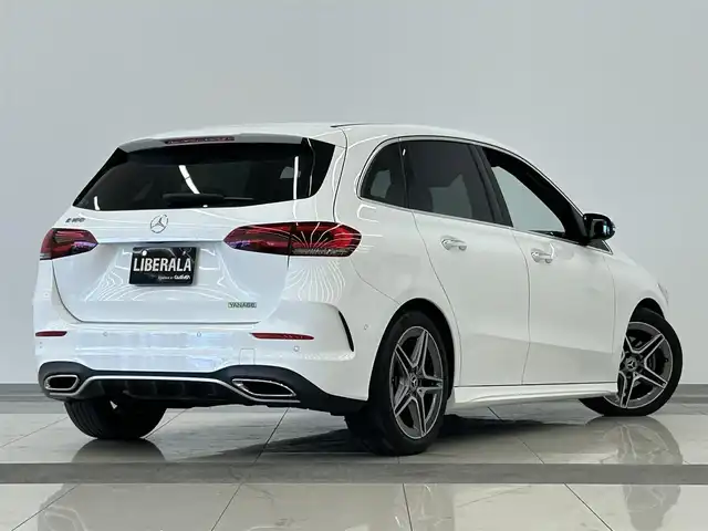 メルセデス・ベンツ Ｂ１８０ AMGライン 岡山県 2020(令2)年 2万km ポーラホワイト RSP/ESP/BSA/ACC/アクティブレーンキーピングA/アクティブブレーキA/アテンションA/レーンチェンジA/純正ナビ/Bカメラ/ハーフレザー/シートH/BT/フルセグTV/Aライト/AHB/レインセンサー/ワイヤレス充電/ドラレコ