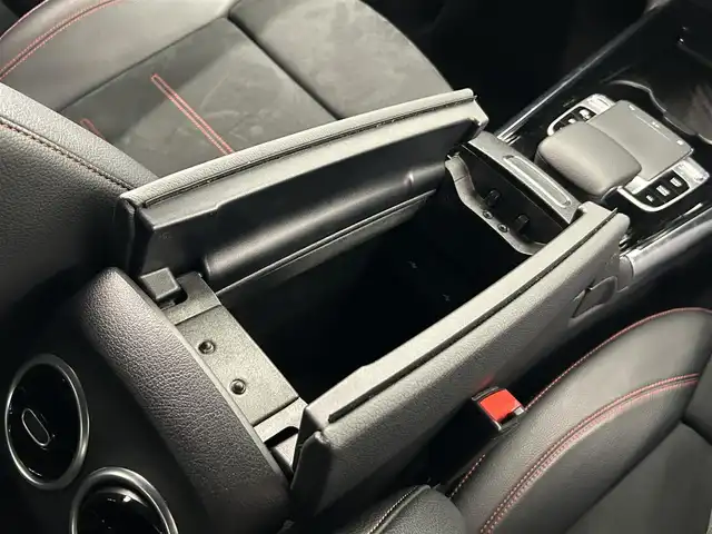 メルセデス・ベンツ Ｂ１８０ AMGライン 岡山県 2020(令2)年 2万km ポーラホワイト RSP/ESP/BSA/ACC/アクティブレーンキーピングA/アクティブブレーキA/アテンションA/レーンチェンジA/純正ナビ/Bカメラ/ハーフレザー/シートH/BT/フルセグTV/Aライト/AHB/レインセンサー/ワイヤレス充電/ドラレコ