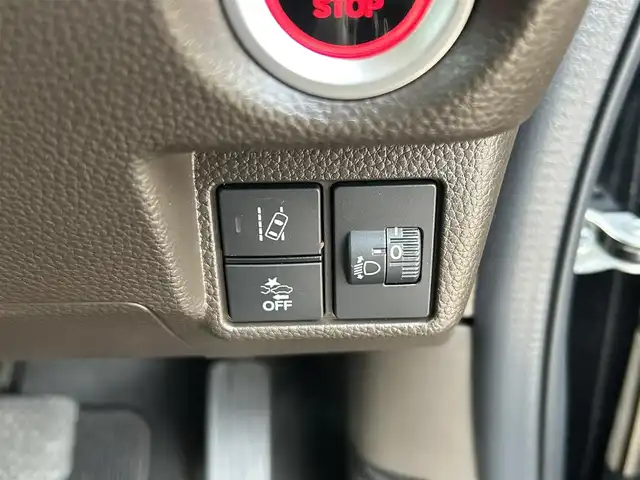 ホンダ Ｎ ＢＯＸ L ターボ 島根県 2023(令5)年 1万km クリスタルブラックパール 純正ナビ /Bluetoothオーディオ /バックカメラ /ビルトインETC /両側パワースライドドア /衝突軽減ブレーキ /レーンアシスト/シートヒーター /アダプティブクルーズコントロール /電子パーキングブレーキ/パドルシフト/リアサンシェード/純正LEDヘッドライト/純正フロアマット/ISOFIX
