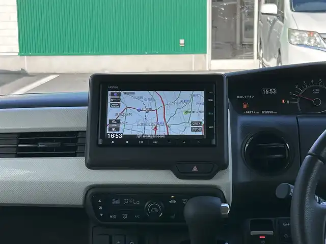 ホンダ Ｎ ＢＯＸ L ターボ 島根県 2023(令5)年 1万km クリスタルブラックパール 純正ナビ /Bluetoothオーディオ /バックカメラ /ビルトインETC /両側パワースライドドア /衝突軽減ブレーキ /レーンアシスト/シートヒーター /アダプティブクルーズコントロール /電子パーキングブレーキ/パドルシフト/リアサンシェード/純正LEDヘッドライト/純正フロアマット/ISOFIX