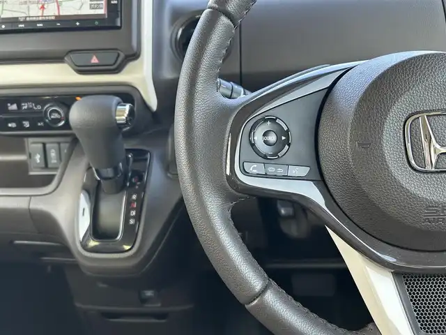ホンダ Ｎ ＢＯＸ L ターボ 島根県 2023(令5)年 1万km クリスタルブラックパール 純正ナビ /Bluetoothオーディオ /バックカメラ /ビルトインETC /両側パワースライドドア /衝突軽減ブレーキ /レーンアシスト/シートヒーター /アダプティブクルーズコントロール /電子パーキングブレーキ/パドルシフト/リアサンシェード/純正LEDヘッドライト/純正フロアマット/ISOFIX