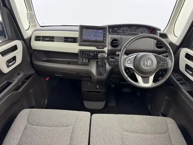 ホンダ Ｎ ＢＯＸ L ターボ 福岡県 2023(令5)年 1万km クリスタルブラックパール 純正ナビ　/バックカメラ　/ホンダセンシング　/コーナーセンサー　/盗難防止装置　/レーダークルコン　/両側パワースライドドア　/シートヒーター　/パドルシフト　/エコモード　/オートライト　/ＥＴＣ　/純正フロアマット
