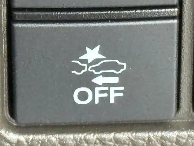 ホンダ Ｎ ＢＯＸ L ターボ 福岡県 2023(令5)年 1万km クリスタルブラックパール 純正ナビ　/バックカメラ　/ホンダセンシング　/コーナーセンサー　/盗難防止装置　/レーダークルコン　/両側パワースライドドア　/シートヒーター　/パドルシフト　/エコモード　/オートライト　/ＥＴＣ　/純正フロアマット