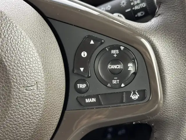 ホンダ Ｎ ＢＯＸ L ターボ 福岡県 2023(令5)年 1万km クリスタルブラックパール 純正ナビ　/バックカメラ　/ホンダセンシング　/コーナーセンサー　/盗難防止装置　/レーダークルコン　/両側パワースライドドア　/シートヒーター　/パドルシフト　/エコモード　/オートライト　/ＥＴＣ　/純正フロアマット