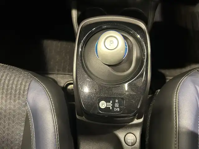日産 ノート e－パワー メダリスト Bアロー 愛媛県 2019(平31)年 3.4万km プレミアムコロナオレンジ/スーパーブラック 2トーン 社外メモリナビ/(Bluetooth/フルセグ)/バックカメラ/クルーズコントロール/衝突被害軽減ブレーキ/前後コーナーセンサー/レーンキープアシスト/ETC/オートマチックハイビーム/オートライト/ドアバイザー/ドライブモード