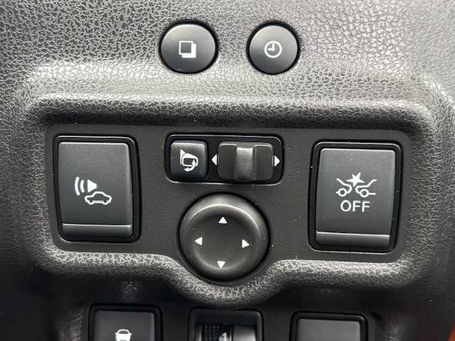 日産 ノート e－パワー X 宮城県 2018(平30)年 4.2万km プレミアムコロナオレンジ 登録時走行距離41647km/純正SDナビ/Bluetooth・フルセグTV・AM・FM・CD/アラウンドビューモニター/エマージェンシーブレーキ/レーンキープアシスト/横滑り防止装置/ヘッドライトイベライザー/コーナーセンサー（前後）/オートライト/社外ETC/社外ドライブレコーダー/クリアランスソナー/プッシュスタート/スマートキー/ステアリングリモコン/純正LEDヘッドライト/ウインカーミラー/電動格納ミラー/ドアバイザー/純正フロアマット