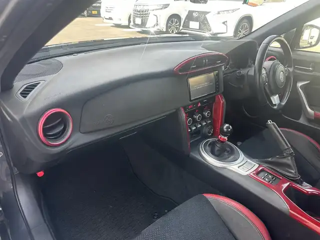 トヨタ ８６ GT リミテッド 岐阜県 2019(令1)年 5.4万km マグネタイトグレーメタリック TEIN足回り/TRDエアロ/BLITZエアークリーナー/スポーツマフラー/プッシュスタート/クルーズコントロール/純正ナビ NSZT-W68T/ETC/前後ドライブレコーダー DRV-MR575C/ハーフレザーシート/シートヒーター/HIDヘッドライト/オートライト