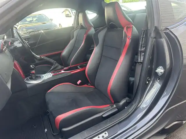 トヨタ ８６ GT リミテッド 岐阜県 2019(令1)年 5.4万km マグネタイトグレーメタリック TEIN足回り/TRDエアロ/BLITZエアークリーナー/スポーツマフラー/プッシュスタート/クルーズコントロール/純正ナビ NSZT-W68T/ETC/前後ドライブレコーダー DRV-MR575C/ハーフレザーシート/シートヒーター/HIDヘッドライト/オートライト