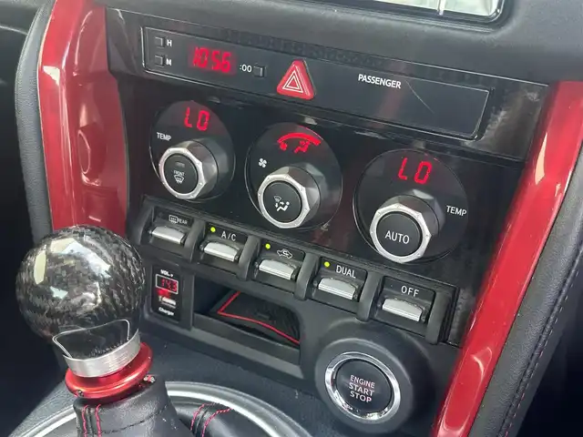 トヨタ ８６ GT リミテッド 岐阜県 2019(令1)年 5.4万km マグネタイトグレーメタリック TEIN足回り/TRDエアロ/BLITZエアークリーナー/スポーツマフラー/プッシュスタート/クルーズコントロール/純正ナビ NSZT-W68T/ETC/前後ドライブレコーダー DRV-MR575C/ハーフレザーシート/シートヒーター/HIDヘッドライト/オートライト