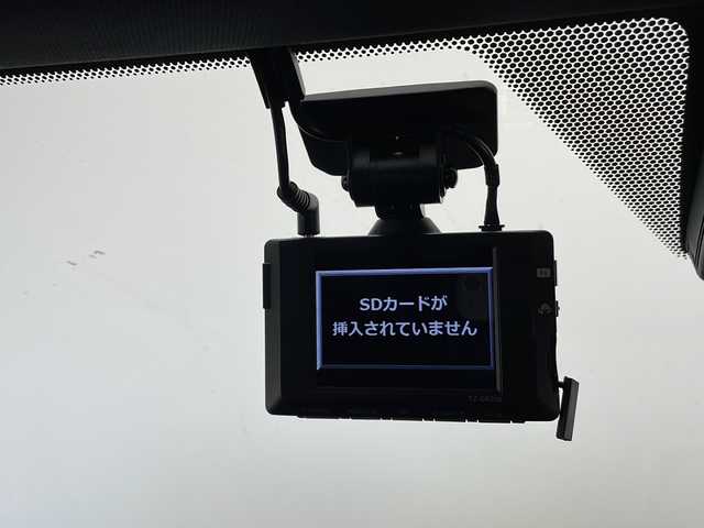 レクサス ＵＸ 250h バージョンL 愛知県 2023(令5)年 2万km ソニックチタニウム 衝突軽減システム/純正12.3型ディズプレイオーディオ/三眼LEDヘッドライト/全方位カメラ/本革シート/レーダークルーズコントロール/シートヒーター/エアシート/フルセグ/CD/Bluetooth/バックカメラ/電動リアゲート/パワーシート/ヘッドアップディスプレイ/コーナーセンサー/ETC/ブラインドスポットモニター/パドルシフト/ステアリングヒーター/オートマチックハイビーム/ドライブレコーダー/ステアリングスイッチ/スマートキー/プッシュスタート