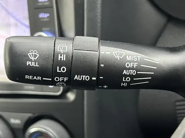 スバル フォレスター 2．0i－L アイサイト 道央・札幌 2014(平26)年 7万km ディープシーブルーパール ・４WD/・寒冷地仕様/・社外SDナビ/・CD/DVD/SD/BT/・フルセグTV/・バックカメラ/・レーダー探知機/・アイサイト/・レーンキープアシスト/・アダプティブクルーズコントロール/・横滑り防止装置/・ダウンヒルアシストコントロール/・アイドリングストップ/・D+N席シートヒーター/・D+N席パワーシート/・ステアリングスイッチ/・キセノンヘッドライト/・フォグランプ/・オートライト/・ルーフレール/・パドルシフト/・ドアバイザー/・社外17インチAW/・純正18インチAW＋夏タイヤ積込/・純正フロアマット/・プッシュスタート/・スマートキー/・スペアキー/・保証書/・取扱説明書
