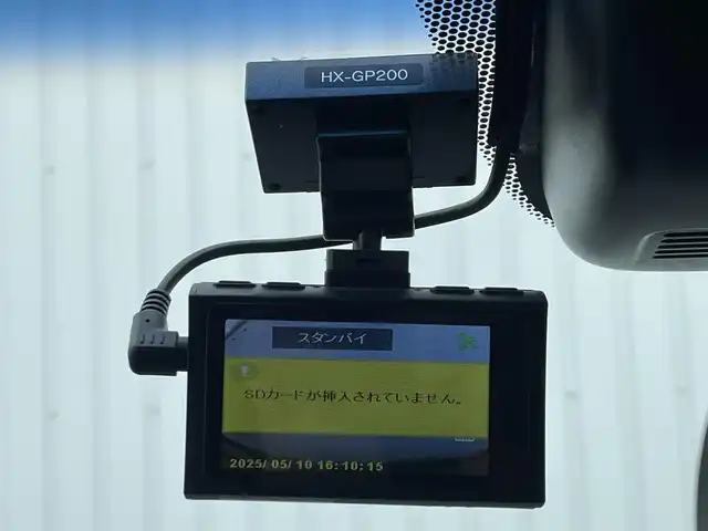 ホンダ フリード ハイブリット G ホンダセンシング 滋賀県 2018(平30)年 2.2万km ルナシルバーM ワンオーナー/ホンダセンシング/・先行車発進お知らせ/・標識認識機能/・レーンキープアシスト/・路外逸脱抑制機能/純正ナビ/・Bluetooth/・フルセグ/・CD/DVD/バックカメラ/純正フリップダウンモニター/ステアリングリモコン/前方ドライブレコーダー/ETC/両側パワースライドドア/アダプティブクルーズコントロール/LEDヘッドライト/シートリフター/電動格納ミラー/プッシュスタート/スマートキー