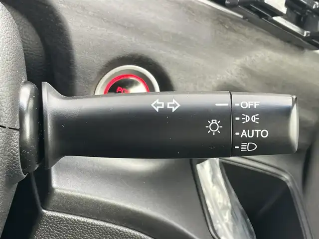 ホンダ フリード ハイブリット G ホンダセンシング 滋賀県 2018(平30)年 2.2万km ルナシルバーM ワンオーナー/ホンダセンシング/・先行車発進お知らせ/・標識認識機能/・レーンキープアシスト/・路外逸脱抑制機能/純正ナビ/・Bluetooth/・フルセグ/・CD/DVD/バックカメラ/純正フリップダウンモニター/ステアリングリモコン/前方ドライブレコーダー/ETC/両側パワースライドドア/アダプティブクルーズコントロール/LEDヘッドライト/シートリフター/電動格納ミラー/プッシュスタート/スマートキー
