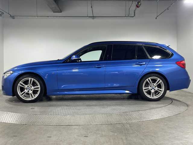 ＢＭＷ ３２０ｉ ツーリング Mスポーツ 神奈川県 2018(平30)年 4.7万km エストリル・ブルー BMWコネクティッドナビゲーション/AM FM HDD　Bluetooth　CD/バックカメラ/SOSコール/パワーバックドア/ルーフレール/アクティブクルーズコントロール/レーンチェンジウォーニング/レーンディパチャウォーニング/インテリジェントセーフティ/前席パワーシート/運転席メモリーシート/前席シートヒーター/革巻きステアリング/パドルシフト/アイドリングストップ/社外前後ドライブレコーダー/社外GPSレーダー/ルームミラーETC/プッシュスタート/スマートキー/LEDヘッドライト/オートライト/フロントフォグランプ