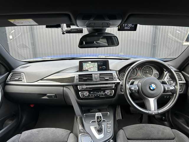 ＢＭＷ ３２０ｉ ツーリング Mスポーツ 福島県 2018(平30)年 4.7万km エストリル・ブルー インテリジェントセーフティ/アクティブクルーズコントロール/レーンキーピングアシスト/ブラインドスポットモニター/純正ナビ(CD/DVD/BT/USB)/バックカメラ/パドルシフト/ステアリングスイッチ/ミラー一体型ETC/LEDオートヘッドライト/コンフォートアクセス/純正18AW/社外レーダー/パワーバックドア/パワーシート/メモリーシート/シートヒーター/取扱説明書