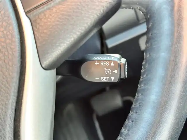トヨタ エスクァイア ハイブリッド Gi プレミアムパッケージ ブラックテーラード 宮城県 2020(令2)年 7.2万km スパークリングブラックパールクリスタルシャイン TRDエアロ（F/S/R）/セーフティセンス/・プリクラッシュセーフティ/・レーンディパーチャーアラート/・オートマチックハイビーム/・先行車発進告知機能/パーキングサポートブレーキ/クリアランスソナー/純正10インチナビ（NSZN-Z68T）/・CD/DVD/・Bluetooth/・フルセグTV/バックカメラ/ビルトインETC2.0/ドライブレコーダー/両側パワースライドドア/ハーフレザーシート/シートヒーター/ステアリングヒーター/ウッドコンビステアリング/クルーズコントロール/ステアリングスイッチ/LEDヘッドランプ/フォグランプ/オートライト/スマートキー＆プッシュスタート/電動格納ミラー/純正15インチAW/純正フロアマット/純正ドアバイザー/Wエアバッグ