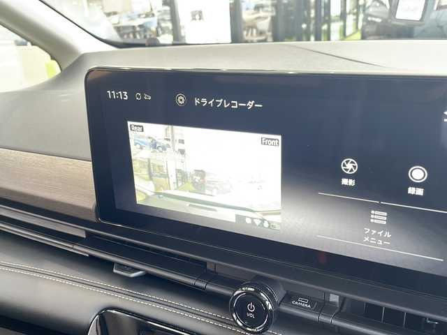 日産 セレナ ハイウェイスター V 愛知県 2023(令5)年 0.9万km プリズムホワイト プロパイロット/衝突被害軽減ブレーキ/純正12.4インチディスプレイオーディオ（ナビあり）/フリップダウンモニター/社外エアロパーツ/全方位カメラ/両側パワースライドドア/クルーズコントロール/フルセグTV/Bluetooth/バックカメラ/コーナーセンサー/純正アルミホイール/ETC2.0/ブラインドスポットモニター/LEDヘッドライト/パドルシフト/リアオートエアコン/オートマチックハイビーム/置くだけ充電器/ステアリングスイッチ/スマートキー/プッシュスタート