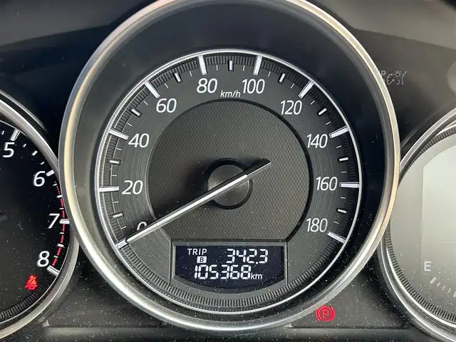 マツダ ＣＸ－５ 25S Lパッケージ 岡山県 2016(平28)年 10.6万km クリスタルホワイトパールマイカ 純正ナビ/ETC　/フルセグテレビ/衝突被害軽減システム/シートヒーター/車外カメラ（バック＆サイド）/スマートキー/純正アルミホイール/純正オーディオ/ウィンカーミラー/プッシュスタート/クルーズコントロール/ドアバイザー