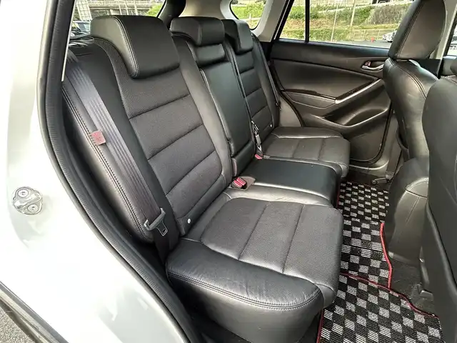 マツダ ＣＸ－５ 25S Lパッケージ 岡山県 2016(平28)年 10.6万km クリスタルホワイトパールマイカ 純正ナビ/ETC　/フルセグテレビ/衝突被害軽減システム/シートヒーター/車外カメラ（バック＆サイド）/スマートキー/純正アルミホイール/純正オーディオ/ウィンカーミラー/プッシュスタート/クルーズコントロール/ドアバイザー