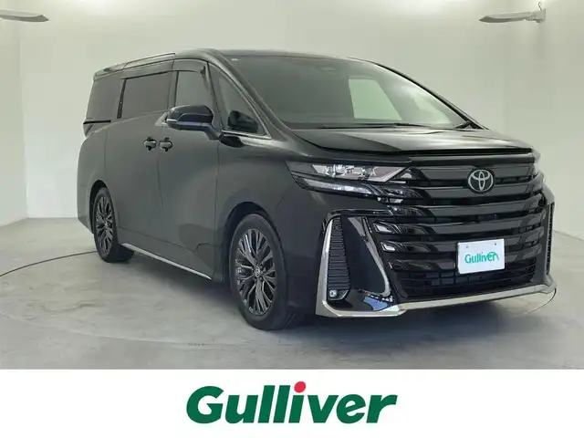 トヨタ ヴェルファイア ハイブリット Z プレミア 福井県 2024(令6)年 0.9万km ブラック 純正１４型メモリナビ/（AM/FM/BT/ミラキャスト/HDMI/USB)/全方位カメラ/純正１３．２型有機ＥＬ後席モニター/ユニバーサルステップ/スペアキー1本/両側パワースライドドア/ガラスルーフ/電動リアゲート/パワーシート（前席＆セカンドシート）/シートヒーター＆ベンチレーション（前席＆セカンドシート）/ハンドルヒーター/純正アルミホイール/（225/55R19）/純正フロアマット/純正ビルトインETC2.0/トヨタチームメイト/トヨタセーフティセンス
