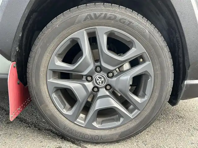 トヨタ ＲＡＶ４ アドベンチャー 岩手県 2022(令4)年 2.6万km アーバンカーキ ４WD/ワンオーナー/純正ナビ/FM/AM/フルセグ/Bluetooth/クルーズコントロール/全周囲バックカメラ/車線逸脱防止/衝突軽減ブレーキ/電動パーキングブレーキ/横滑り防止装置/ルーフレール/シートヒーター/エアーシート/ハンドルヒーター/パワーシート/USB端子/LEDライト/フォグランプ/AUTOライト/オートミラー/純正バイザー/スペアキー/スマートキー×2/純正エンジンスターター/ETC/保証書　取説