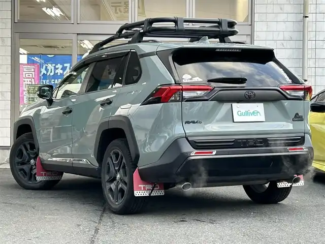 トヨタ ＲＡＶ４ アドベンチャー 岩手県 2022(令4)年 2.6万km アーバンカーキ ４WD/ワンオーナー/純正ナビ/FM/AM/フルセグ/Bluetooth/クルーズコントロール/全周囲バックカメラ/車線逸脱防止/衝突軽減ブレーキ/電動パーキングブレーキ/横滑り防止装置/ルーフレール/シートヒーター/エアーシート/ハンドルヒーター/パワーシート/USB端子/LEDライト/フォグランプ/AUTOライト/オートミラー/純正バイザー/スペアキー/スマートキー×2/純正エンジンスターター/ETC/保証書　取説