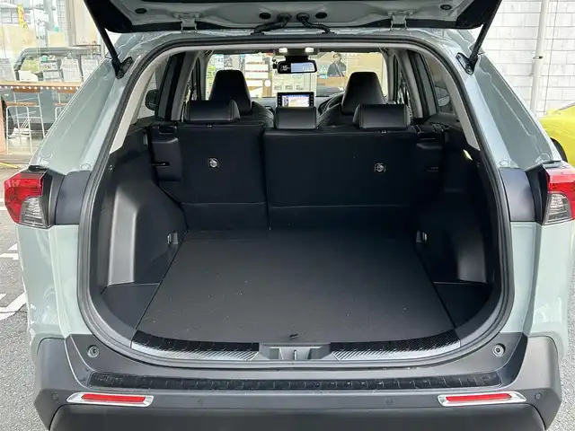 トヨタ ＲＡＶ４ アドベンチャー 岩手県 2022(令4)年 2.6万km アーバンカーキ ４WD/ワンオーナー/純正ナビ/FM/AM/フルセグ/Bluetooth/クルーズコントロール/全周囲バックカメラ/車線逸脱防止/衝突軽減ブレーキ/電動パーキングブレーキ/横滑り防止装置/ルーフレール/シートヒーター/エアーシート/ハンドルヒーター/パワーシート/USB端子/LEDライト/フォグランプ/AUTOライト/オートミラー/純正バイザー/スペアキー/スマートキー×2/純正エンジンスターター/ETC/保証書　取説