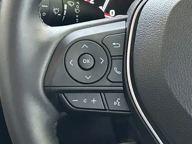 トヨタ ＲＡＶ４ アドベンチャー 岩手県 2022(令4)年 2.6万km アーバンカーキ ４WD/ワンオーナー/純正ナビ/FM/AM/フルセグ/Bluetooth/クルーズコントロール/全周囲バックカメラ/車線逸脱防止/衝突軽減ブレーキ/電動パーキングブレーキ/横滑り防止装置/ルーフレール/シートヒーター/エアーシート/ハンドルヒーター/パワーシート/USB端子/LEDライト/フォグランプ/AUTOライト/オートミラー/純正バイザー/スペアキー/スマートキー×2/純正エンジンスターター/ETC/保証書　取説