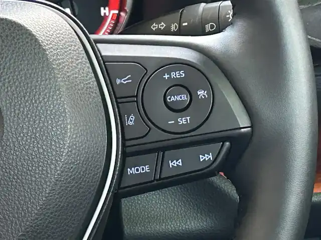 トヨタ ＲＡＶ４ アドベンチャー 岩手県 2022(令4)年 2.6万km アーバンカーキ ４WD/ワンオーナー/純正ナビ/FM/AM/フルセグ/Bluetooth/クルーズコントロール/全周囲バックカメラ/車線逸脱防止/衝突軽減ブレーキ/電動パーキングブレーキ/横滑り防止装置/ルーフレール/シートヒーター/エアーシート/ハンドルヒーター/パワーシート/USB端子/LEDライト/フォグランプ/AUTOライト/オートミラー/純正バイザー/スペアキー/スマートキー×2/純正エンジンスターター/ETC/保証書　取説