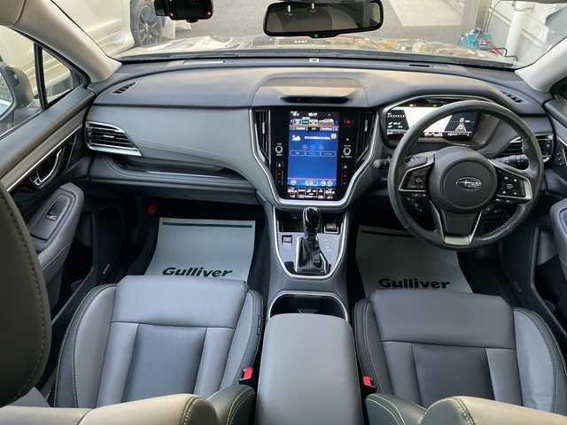 スバル アウトバック X－ブレイクEX 神奈川県 2022(令4)年 1.8万km マグネタイトグレーメタリック ワンオーナー/ハーマンカードン/純正11.6インチディスプレイナビ/(AM/FM/AUX/USB/BT/フルセグTV)/バック・サイドカメラ/アイサイトX/衝突被害軽減ブレーキ/レーンキープアシスト/ブラインドスポットモニター/クリアランスソナー/レーダークルーズコントロール/パドルシフト/ハーフレザーシート/D/N席パワーシート/全席シートヒーター/ステアリングヒーター/電動リアゲート/ビルトインETC/全周囲ドライブレコーダー/デジタルインナーミラー/ルーフレール/純正フロアマット/ISOFIX/スペアキー×1/保証書/取扱説明書