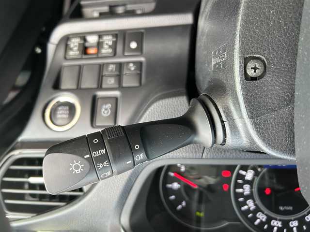 トヨタ ノア Si ダブルバイビーⅡ 栃木県 2019(平31)年 4.6万km ブラック 衝突被害軽減ブレーキ/純正フリップダウンモニター/純正SDナビ/フルセグTV/DVD/Bluetooth/バックカメラ/ビルトインETC/前ドライブレコーダー/ハーフレザーシート/両側パワースライドドア/クルーズコントロール/プッシュEgスタート/ステアリングリモコン/LEDオートライト/純正16インチAW/アイドリングストップ/横滑り防止装置/取説