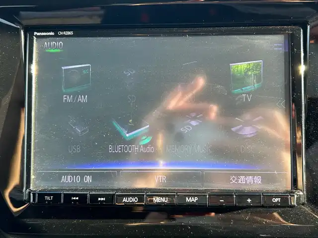 スズキ ソリオ バンディット HV MV 宮城県 2021(令3)年 3万km スーパーブラックパール パワースライドドア（運転席側）/＝＝＝/セーフティサポート/・デュアルカメラブレーキサポート/・車線逸脱警報機能/・誤発進抑制機能/・ふらつき警報機能/・先行車発進お知らせ機能/・ハイビームアシスト/・全車速追従機能付アダプティブクルーズコントロール/・標識認識機能/・後退時ブレーキサポート/・後方誤発進抑制機能/・リアパーキングセンサー/ヘッドアップディスプレイ/純正8型SDナビゲーション【CN-RZ865】/AM FM フルセグ Bluetooth CD DVD SD/バックカメラ/ビルトインETC/前席シートヒーター/両側パワースライドドア/革巻きステアリング/ステアリングスイッチ/LEDヘッドライト/オートライト/スマートキー/プッシュスタート/スペアキー1本/アイドリングストップ/横滑り防止機能/純正15インチAW/純正フロアマット/W/サイド/カーテンエアバッグ