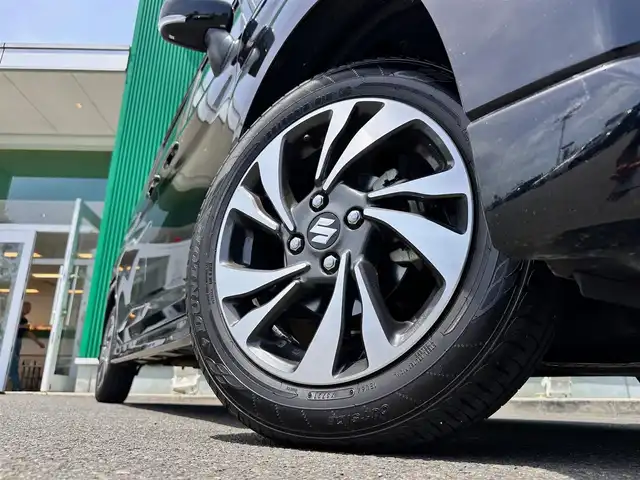 スズキ ソリオ バンディット HV MV 宮城県 2021(令3)年 3万km スーパーブラックパール パワースライドドア（運転席側）/＝＝＝/セーフティサポート/・デュアルカメラブレーキサポート/・車線逸脱警報機能/・誤発進抑制機能/・ふらつき警報機能/・先行車発進お知らせ機能/・ハイビームアシスト/・全車速追従機能付アダプティブクルーズコントロール/・標識認識機能/・後退時ブレーキサポート/・後方誤発進抑制機能/・リアパーキングセンサー/ヘッドアップディスプレイ/純正8型SDナビゲーション【CN-RZ865】/AM FM フルセグ Bluetooth CD DVD SD/バックカメラ/ビルトインETC/前席シートヒーター/両側パワースライドドア/革巻きステアリング/ステアリングスイッチ/LEDヘッドライト/オートライト/スマートキー/プッシュスタート/スペアキー1本/アイドリングストップ/横滑り防止機能/純正15インチAW/純正フロアマット/W/サイド/カーテンエアバッグ