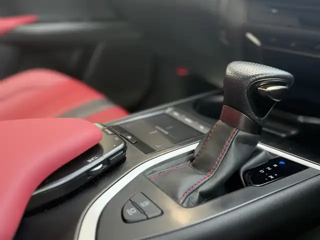レクサス ＵＸ 200 Fスポーツ 香川県 2020(令2)年 2.1万km ホワイトノーヴァガラスフレーク 純正SDナビ/【フルセグ/CD/DVD/BT】/バックカメラ/追従型クルーズコントロール/MTモード付AT/サンルーフ/前席パワーシート/前席シートヒーター/電動リアゲート/BSM/ハンドルヒーター/横滑り防止装置/衝突被害軽減システム/赤レザーシート/前後コーナーセンサー/純正ビルトインETC2.0/純正前後ドライブレコーダー