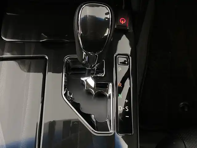 トヨタ クラウン ハイブリッド アスリートS 新潟県 2013(平25)年 11.1万km プレシャスブラックパール 純正ナビ/フルセグ/CD/Bluetooth/バックカメラ/黒革シート/電動/エア/ヒーター/純正１８インチアルミホイール/キセノンヘッドライト/オートライト/フォグランプ/レーダークルーズコントロール/コーナーセンサー/革巻きステアリング/電動格納式ミラー/ETC/新車時保証書/取扱説明書/ナビ取説