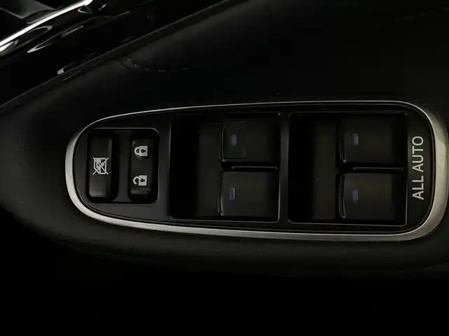 トヨタ クラウン ハイブリッド アスリートS 新潟県 2013(平25)年 11.1万km プレシャスブラックパール 純正ナビ/フルセグ/CD/Bluetooth/バックカメラ/黒革シート/電動/エア/ヒーター/純正１８インチアルミホイール/キセノンヘッドライト/オートライト/フォグランプ/レーダークルーズコントロール/コーナーセンサー/革巻きステアリング/電動格納式ミラー/ETC/新車時保証書/取扱説明書/ナビ取説