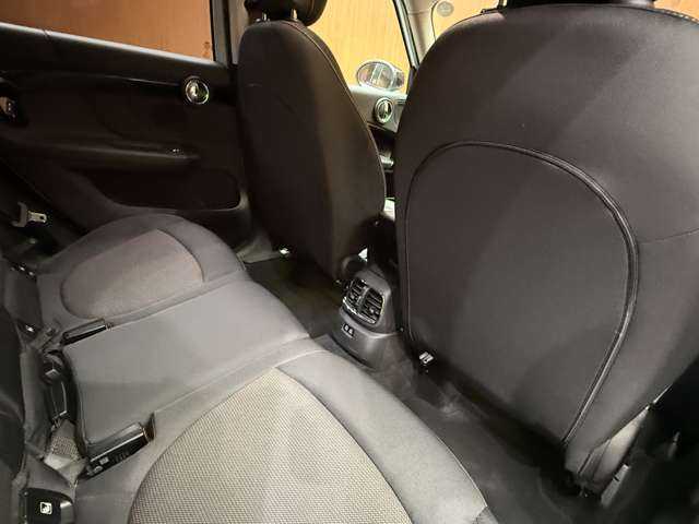 ＭＩＮＩ ＢＭＷ ミニ クロスオーバー クーパー D オール4 千葉県 2020(令2)年 4万km ホワイト・シルバー ＨＵＤ　/ＡＣＣ　/純正ナビ　/バックカメラ　/パーキングアシスト/シートヒーター　/ＰＤＣ　/ドライブレコーダー　/アイドリングストップ　/電動パーキングブレーキ　/横滑り防止機能　/ＥＴＣ　/純正１８インチＡＷ