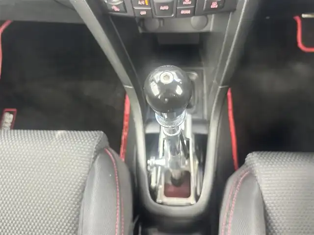 スズキ スイフト スポーツ 愛知県 2016(平28)年 6.8万km アブレイズレッドパール2 コンプリートカー　/ＳＷＫウイング　/ＣＡＥシフト　/ナビＭＤＶ－Ｚ９０４　/ＲＡＹＳアルミ　/スマートキー　/フォグ　/ＬＥＤライト　/前後ドラレコ　/ビルトＥＴＣ　/オートドアロック　/各種取説　/保証書　/記録簿　