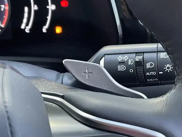 レクサス ＮＸ 250 山梨県 2023(令5)年 1.3万km ソニッククロム 黒革シート/純正9.8インチディスプレイオーディオ/Bluetooth接続/フルセグTV/全方位カメラ/ETC2.0/ドライブレコーダー/ブラインドスポットモニター/電動リアゲート/レーダークルーズコントロール/純正18インチアルミホイール/パドルシフト/ステアリングスイッチ/保証書