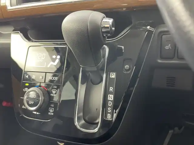 ダイハツ キャスト スタイル GプライムコレSAⅢ 愛知県 2021(令3)年 4.1万km プラムブラウンクリスタルマイカ 禁煙車/純正7インチナビ/（CD/DVD/Bluetooth/フルセグTV/SD/USB)/バックカメラ/スマートアシストIII/・衝突軽減ブレーキ/・レーンディパーチャーアラート/・オートマチックハイビーム/ドライブレコーダー/アイドリングストップ/スマートキー/スペアキー有/プッシュスタート/純正15インチアルミホイール/フロアマット/LEDヘッドライト/フロントフォグランプ/横滑り防止装置
