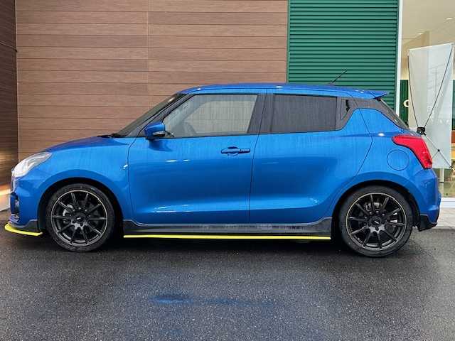 スズキ スイフト スポーツ 静岡県 2019(令1)年 3.7万km スピーディーブルーM ワンオーナー/6速マニュアルターボ/Sport専用 フロントシート［Sportロゴ入り］/Sport専用 バンパー＆グリル/Sport専用 サイドアンダースポイラー/RAYS17inAW/HKSマフラー/純正ナビ（CD/DVD/Bluetooth/フルセグTV）/クルーズコントロール/LEDヘッドライト/オートライト/ステアリングリモコン/スマートキー/スペアキー１/プッシュスタート/保証証/取扱説明書